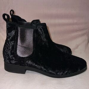Toms Black Velvet Chelsea Ankle Boots